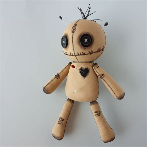 How to sew a voodoo doll